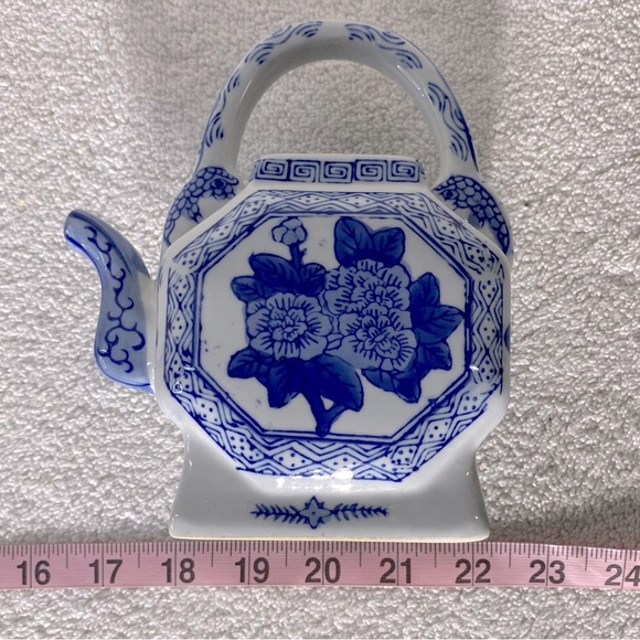 Vintage White Blue Flower Chinese Ceramic Teapot - Picture 2 of 14